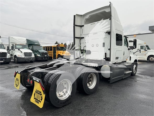 2019 INTERNATIONAL LT - image 5 of 6