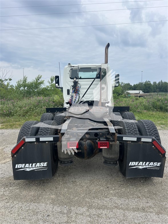 2019 INTERNATIONAL LT - image 3 of 6