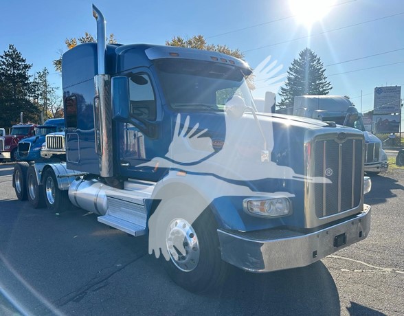 2019 PETERBILT 567 - image 2 of 6